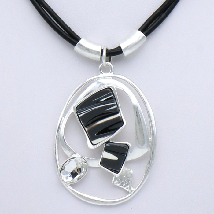 collier pendentif géométrique résine effet marbré strass cordons cuir 0119535 noir collier pendentif géométrique résine effet marbré strass cordons cuir 0119535 noir