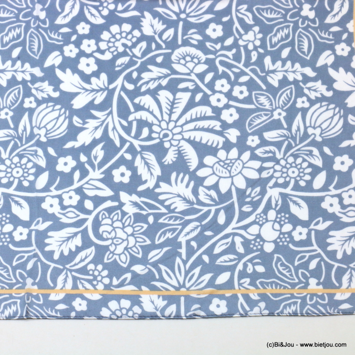 Carré satin motif fleurs touché soie polyester femme 0723025 bleu