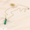 Collier long pendentif talisman en pierre véritable forme longue hexagonale et strass 0123555 vert aqua
