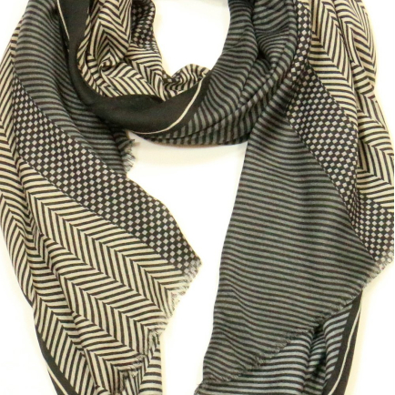 Écharpe automne géométrique chevrons viscose coton 0724520 noir