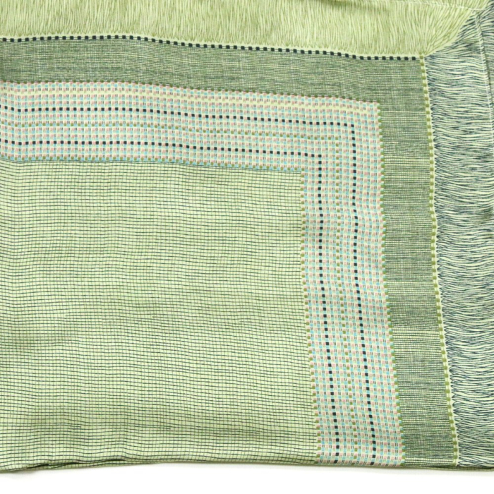 Carré satin vert imprimé graphique polyester 0725518 vert