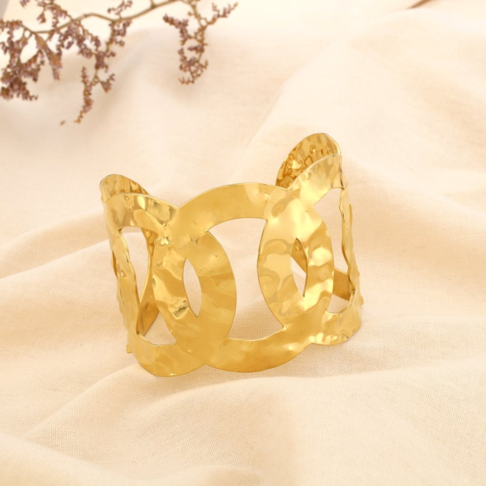 Bracelet manchette martelé ajouré acier inoxydable 0225531 doré