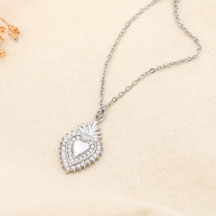 Collier acier inoxydable strass pendentif cœur sacré 0125580 argenté