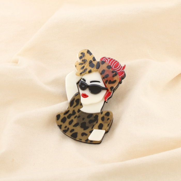 Broche épingle femme vintage léopard résine métal 0525507 marron