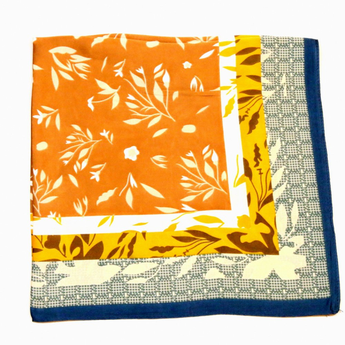 Carré satin imprimé floral touché soie polyester 0726009 cognac