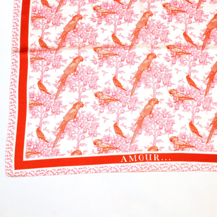 Carré satin AMOUR perroquet touché soie polyester 0726016 rouge