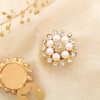 2 Cache-boutons fleur métal perle acrylique strass 0626035 doré