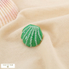 Broche pin's coquillage acier émail perle acrylique 0526009 vert
