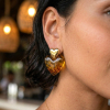 Boucles d’oreilles cœur résine marbrée acier inox. 0326117