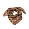 Carré satin imprimé léopard touché soie polyester 0726517 marron
