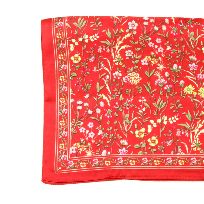 Carré satin floral champêtre touché soie polyester 0726521 rouge bordeaux