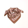 Carré satin motif léopard touché soie polyester 0726540 marron