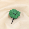 Broche épingle vintage résine marbrée fleur stylisée 0526012 vert