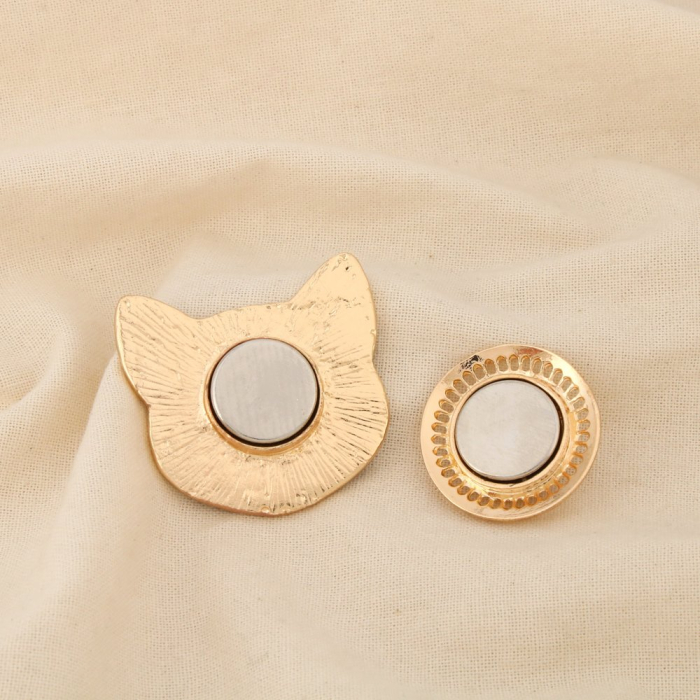 Broche aimantée chat métal émail strass 0526524 blanc