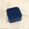 bleu foncé
